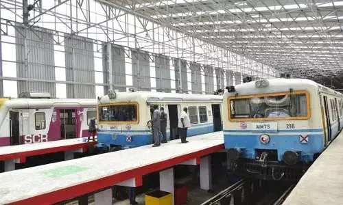 Delays dog city MMTS services, suburban commuters hit hard