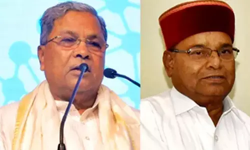 CM Siddaramaiah had answered show cause notice by Karnataka Guv on same day