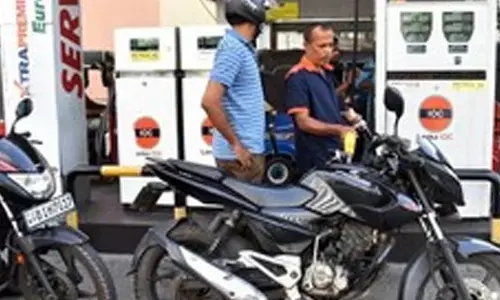 Sri Lanka to gradually lift vehicle import ban in 2025 to boost revenue