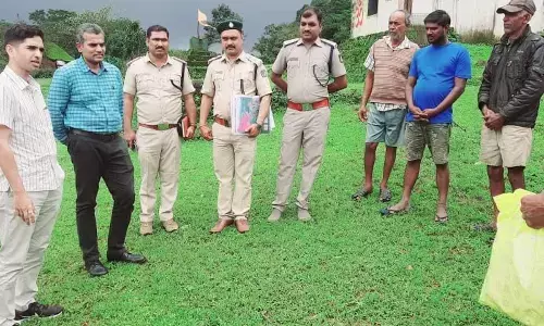 DC urges families to relocate from sanctuary