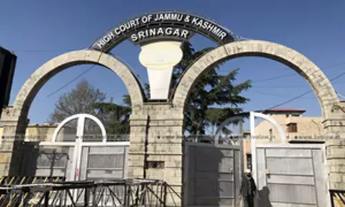 J&K HC grants two days to DC to decide on apology to CJM court