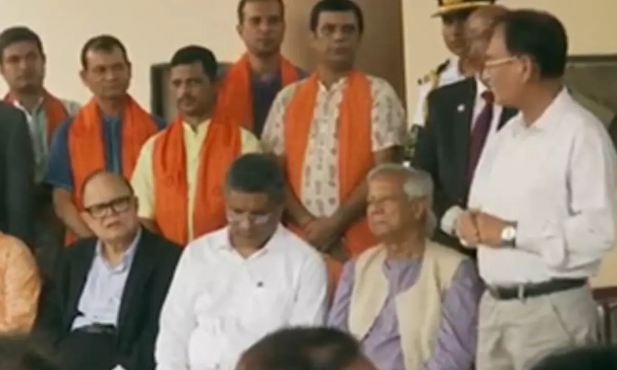 Yunus visits historic Dhaka temple, assures no discrimination against Hindus in Bdesh