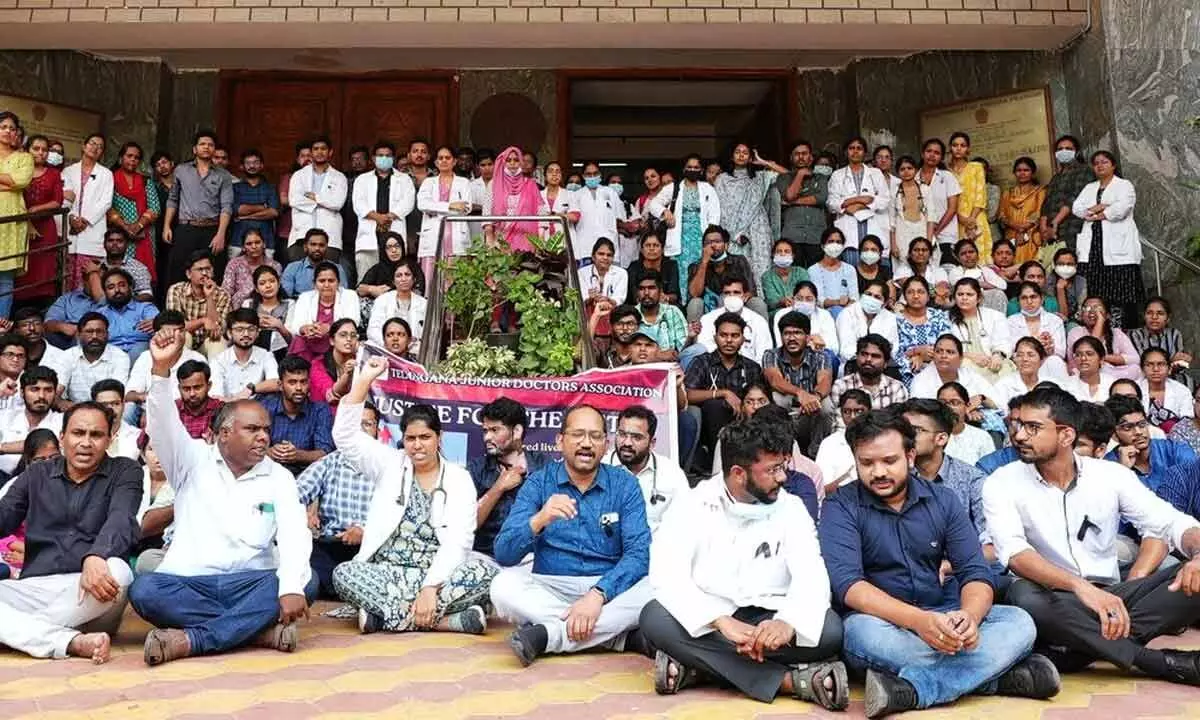 Kolkata medico’s rape and murder sparks protest by docs across State