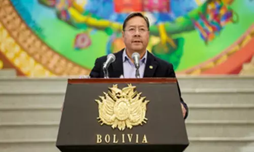 Bolivian President replaces ministers amid challenges