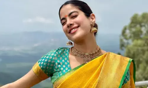 Janhvi posts a memorable picture on her mother late Sridevi’s b’day