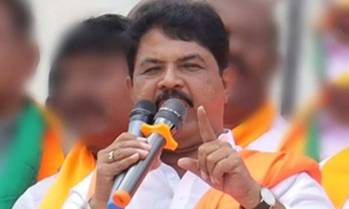 Cong MLAs will soon raise slogans against their govt in Ktaka, says BJP leader