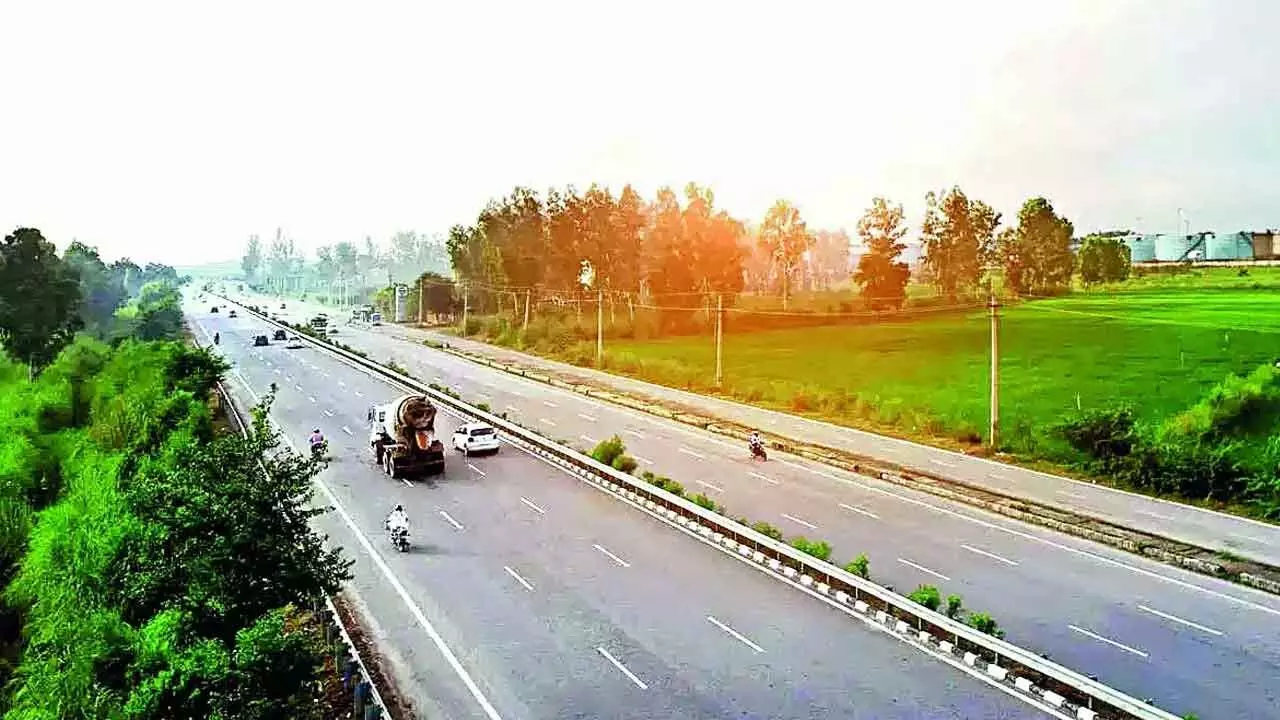 High-tech touch to main roads of Nelamangala city at a cost of `22 crore