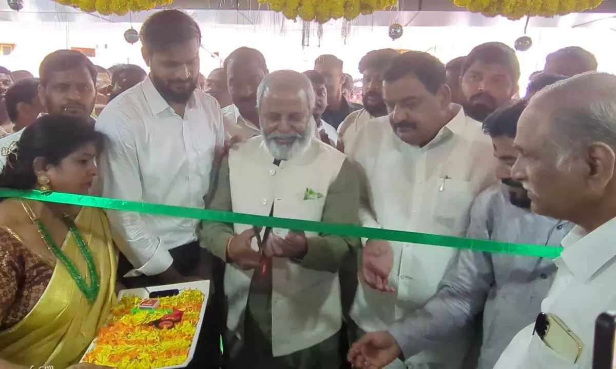 Madhu Yashki Goud Inaugurates Lalithyam Hospital