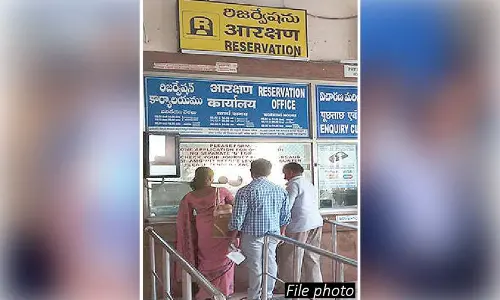 SCR extends QR code payment system in all stations