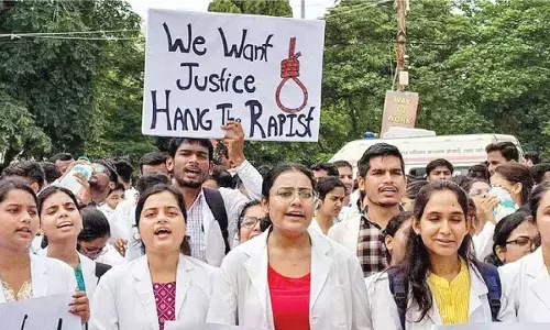 CBI begins probe into doc’s rape-murder