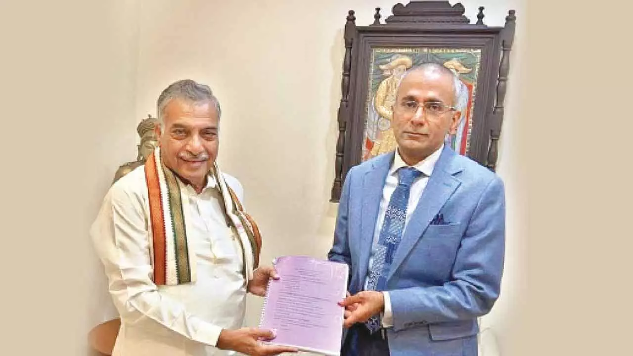 National president of Vishwa Hindi Parishad Prof Yarlagadda Lakshmi Prasad with Ambassador Ravindran at the Permanent Embassy of India to the United Nations in New York on Thursday