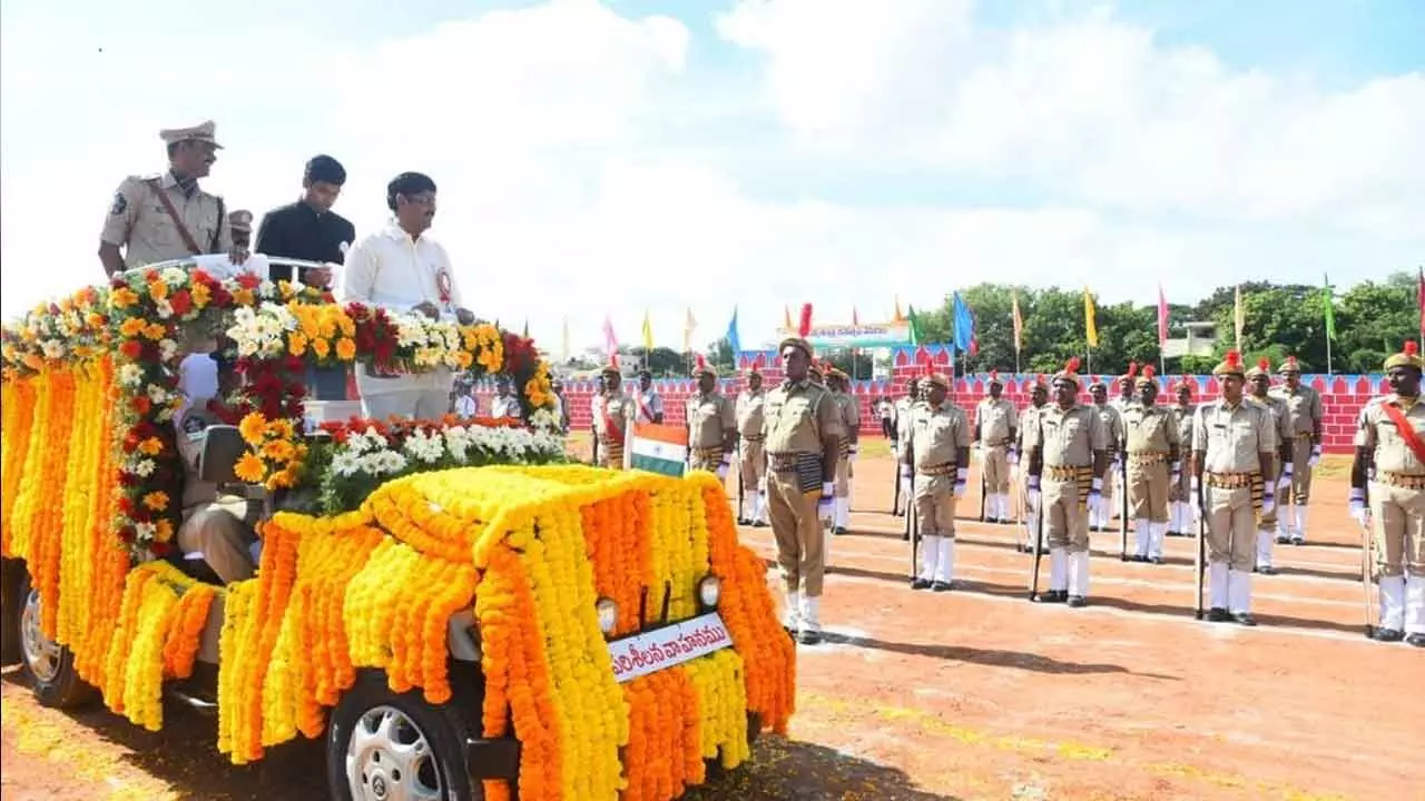 Endowments Minister Anam Ramanarayana Reddy receiving guard of honour at Tirupati parade grounds on Thursday