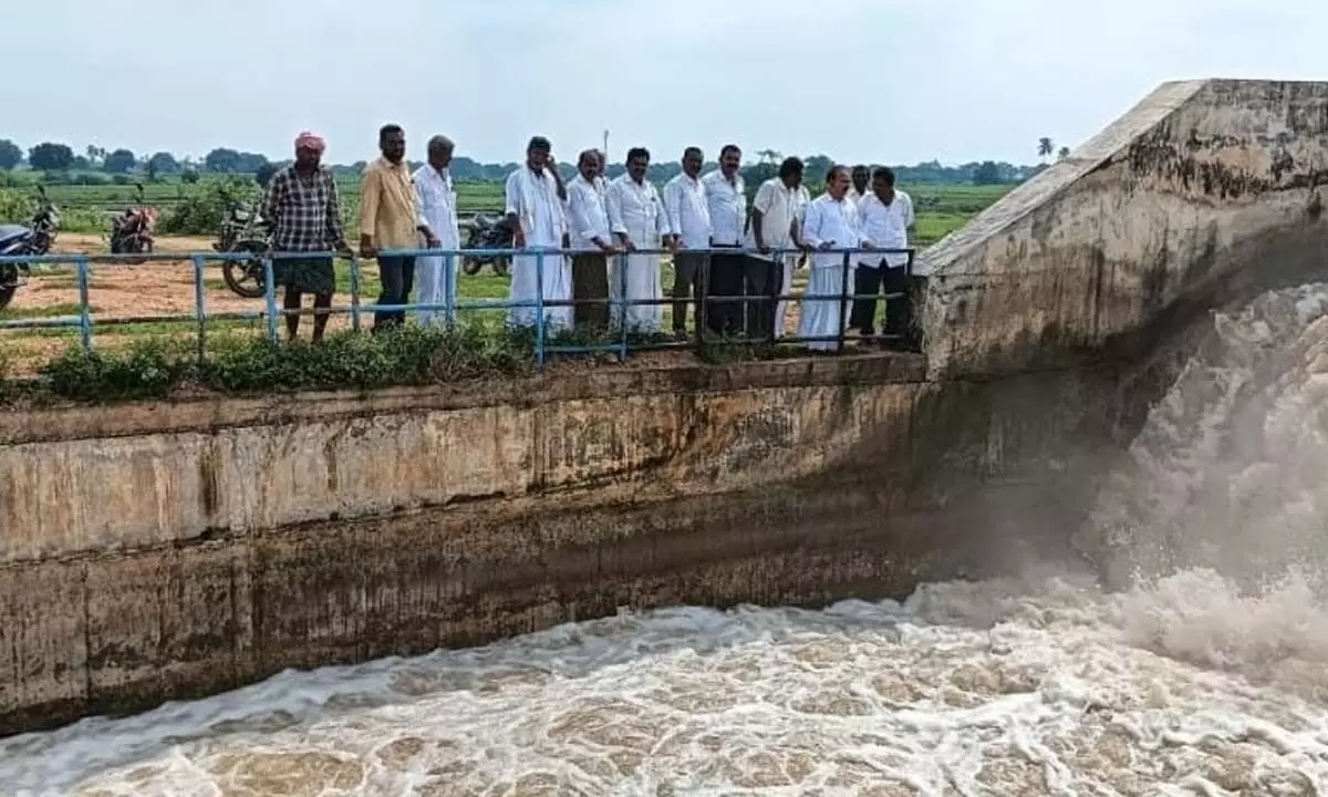 Congress Fulfills Promise as Tummilla Lift Irrigation Project is Activated, Bringing Relief to Farmers in Gadwal