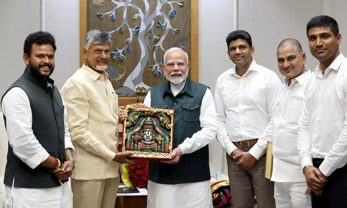 Chandrababu Meets PM Modi, Discusses Issues on Funds for Andhra Pradesh