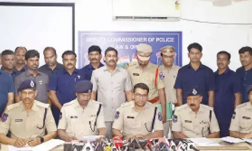 Cyberabad SOT nabs 3 suppliers, 5 consumers, recover 620 gm Heroin