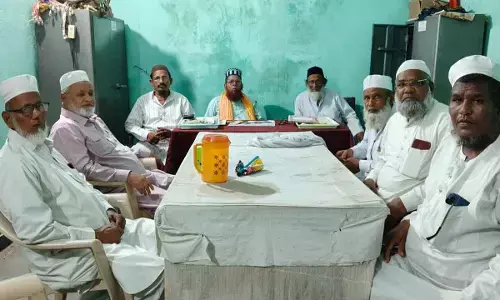 Haj Society President Sheikh Fareed Ahmed Urges Haj Pilgrims to Apply Online