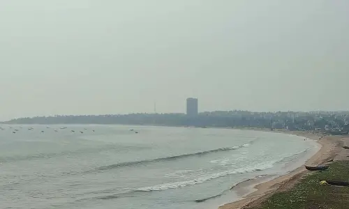 A view of Visakhapatnam beach
