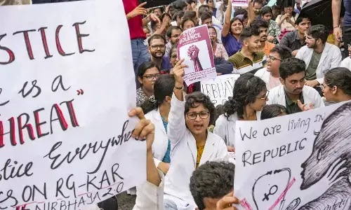 AIIMS Doctors Announce OPD On The Road Protest In Delhi Against Kolkata Hospital Attack
