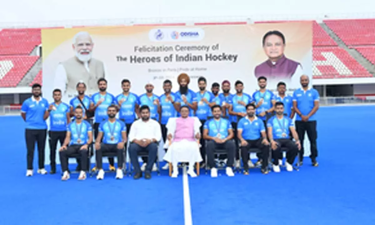 Odisha government felicitates Olympic Hockey medalists