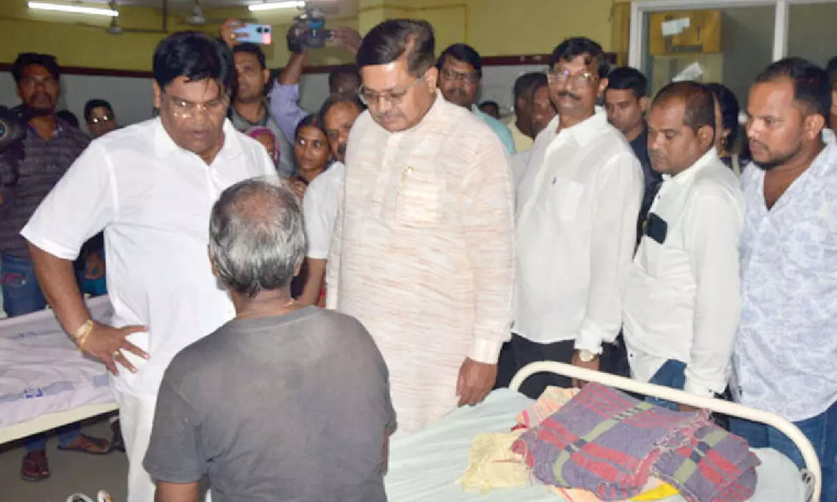 Odisha govt to order RDC probe into liquor deaths