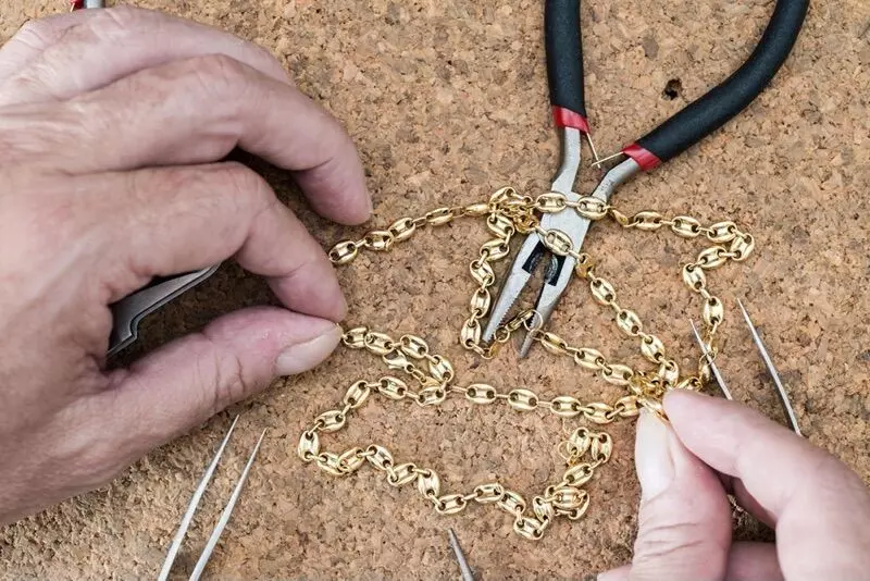 How To Repair Gold Chain