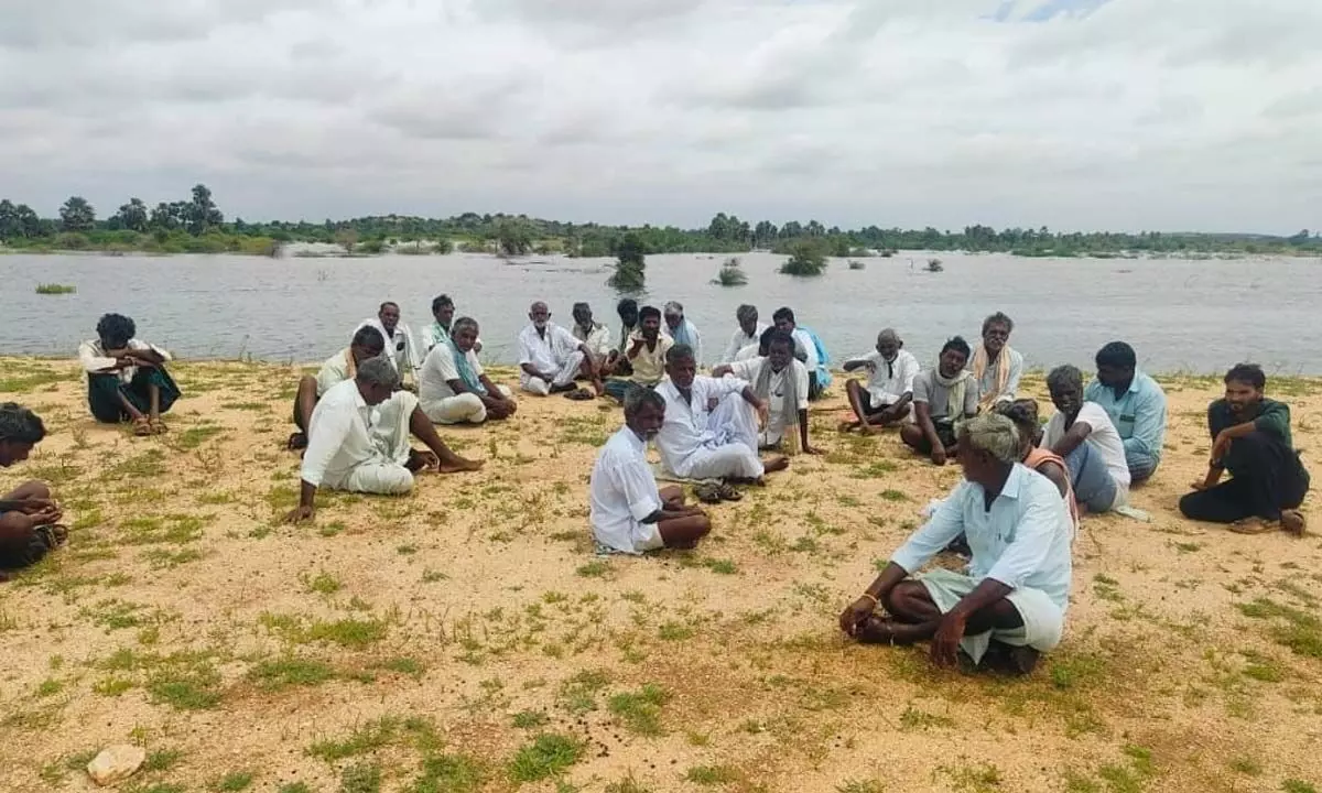 Havoc Looms over Chinnoni Palli Threatening of Heavy Rains