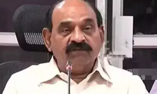 Farooq lauds preparation of bilingual textbooks