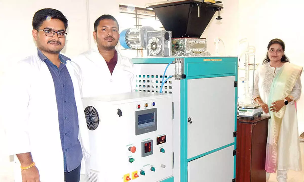 IIT-Bhubaneswar develops solar-powered microwave reactor