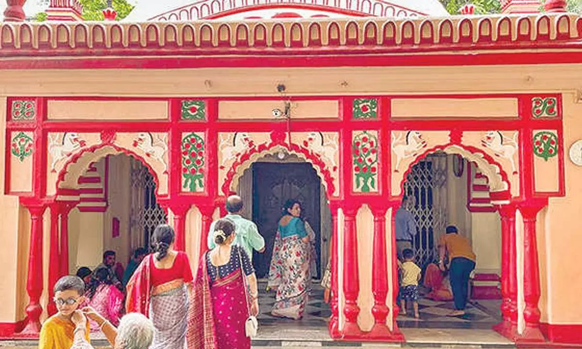 Hindus and Muslims protect Dhakas ancient temple: Priest