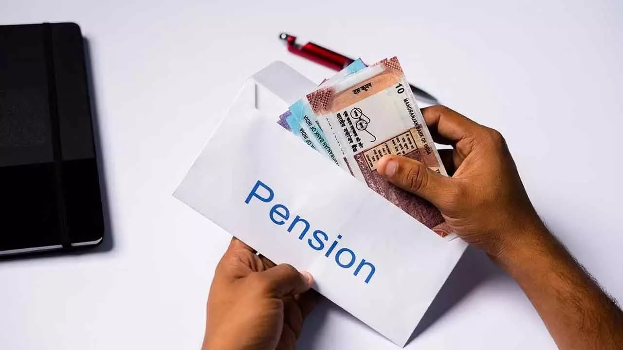 Centre simplifies pension application