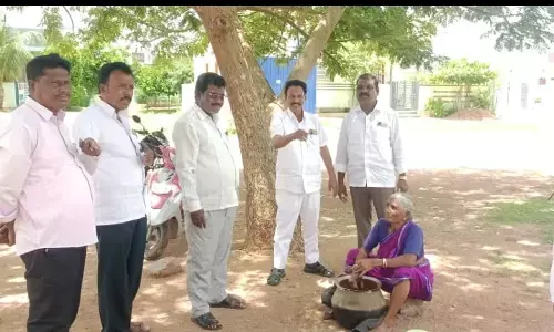 All-Party Committee Visits Bharat Nagar Primary School in Aiza, Addresses Students and Parents Concerns