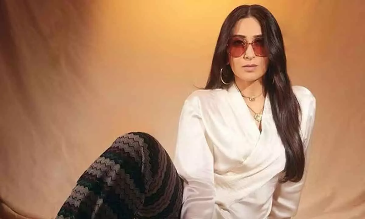 Karisma Kapoor Revives the 70s Glamour with a Nod to Zeenat Aman