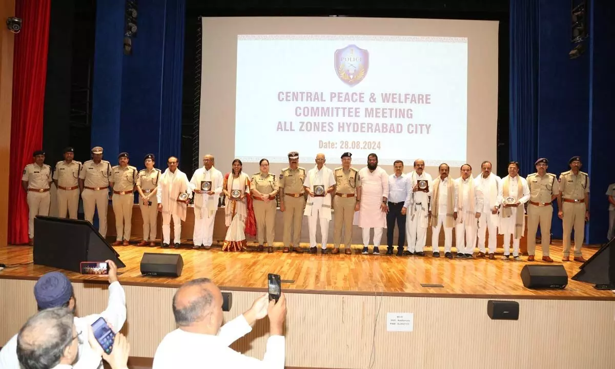 Hyderabad CP hold meeting with Central Peace and Welfare Committee over Ganesh chaturthi