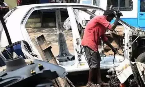 Scrap old cars, get max 3% discount: Auto majors Scrap old cars, get max 3% discount: Auto majors