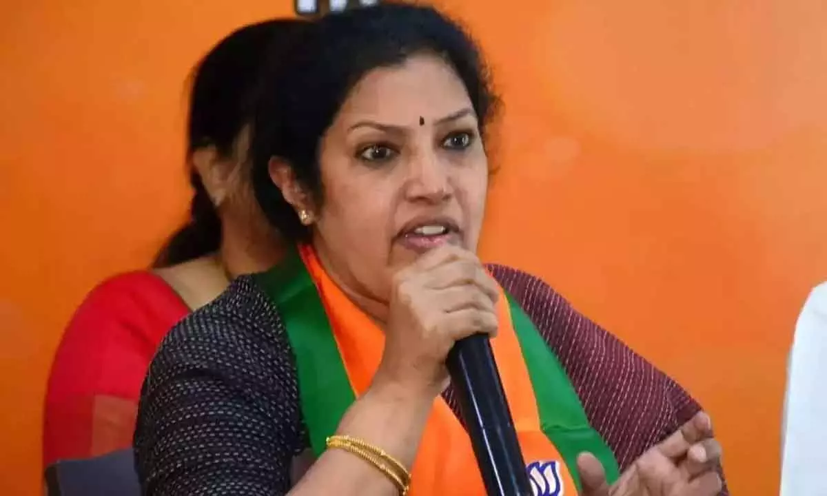 Purandeshwari says no decision made on joining of YSRCP leaders in BJP