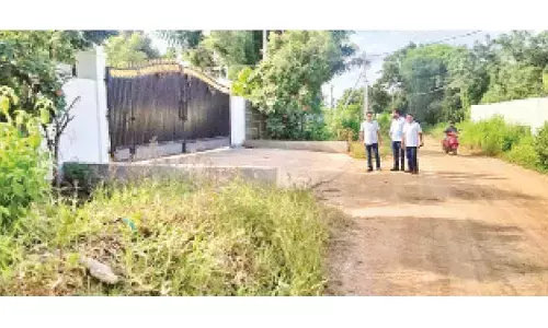 Janwada farmhouse comes under officials glare, again