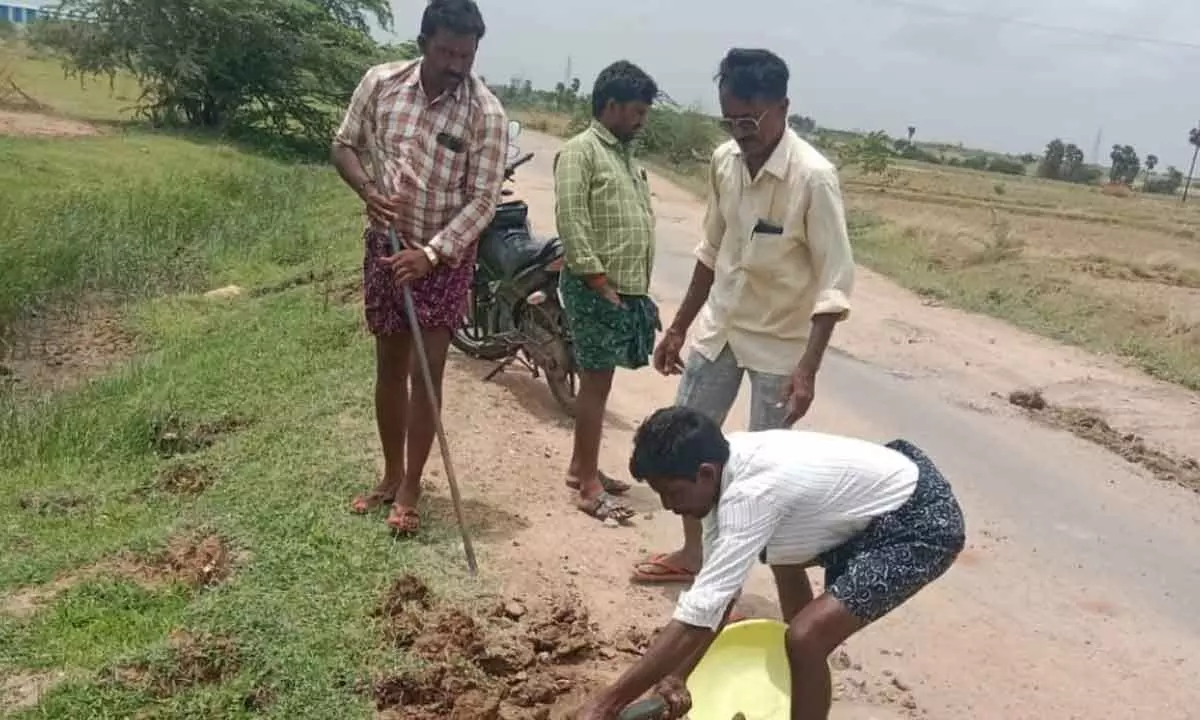 Sudhakar Goud s concern over the Neglected Tandrapadu Road Condition.