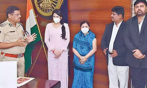 Actress Kadambari Jethwani along with her advocates meets NTR district commissioner of police S V Rajasekhara Babu to file a formal complaint regarding alleged harassment by some police officials and persons in Vijayawada on Friday