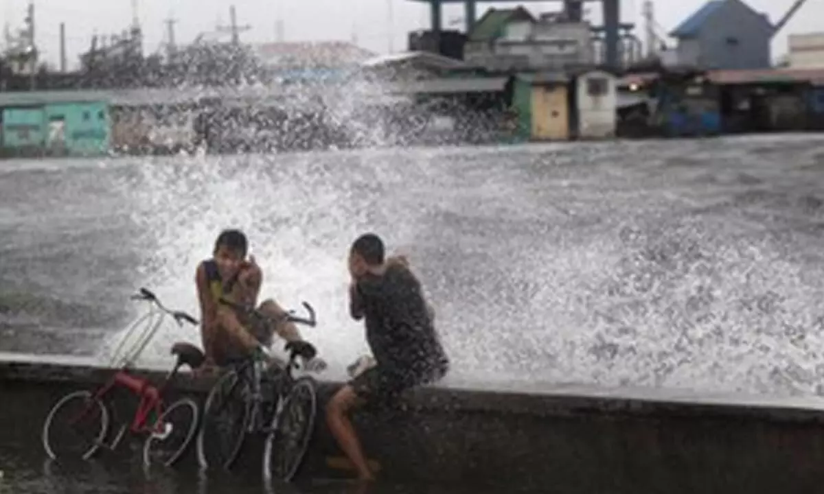 Floods, landslides in Philippines kill 10