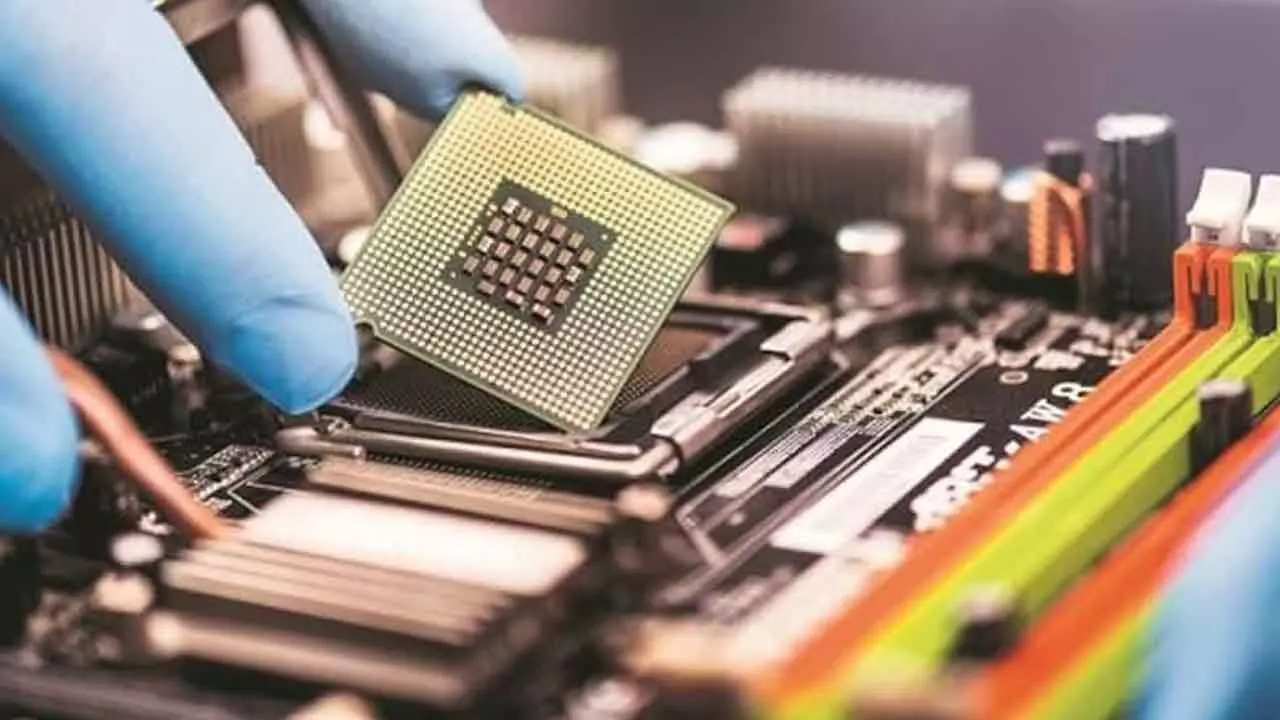 Cabinet nod for Rs 3,300-crore semiconductor unit in Gujarat