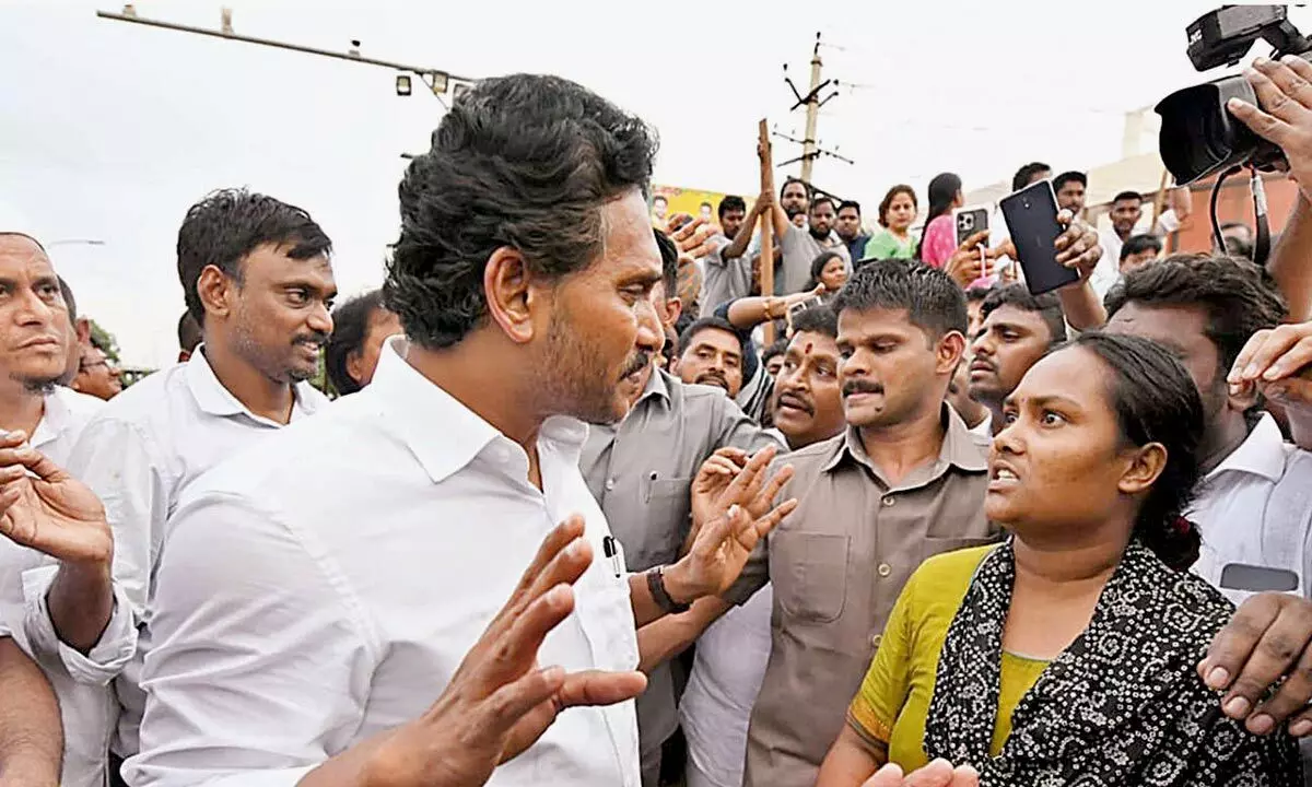 Jagan pays tribute to YSR at Idupulapaya, visits flooded areas