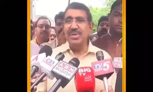 Floods in AP: Govt. to distribute food parcels to flood victims in Vijayawada Minister Narayana oversees