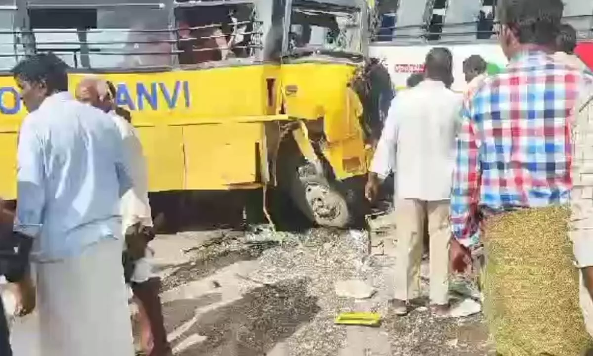 Tragic School Bus Accident Near Kuridi Cross in Raichur District, Karnataka