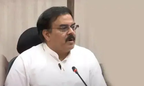 Essential Commodities Kits to be Distributed from Friday, says Civil Supplies Minister