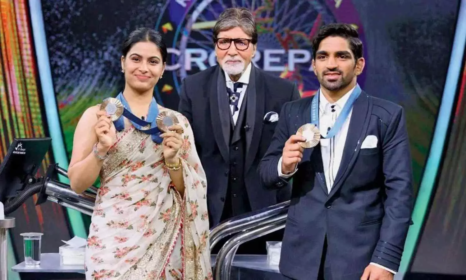 Is Manu Bhaker Preparing for a Bollywood Debut After Her KBC 16 Appearance?