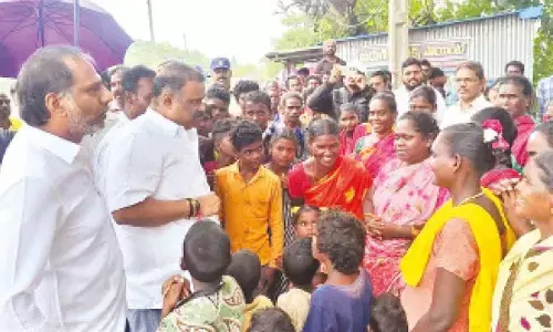 Energy minister extends aid worth Rs 1 cr to flood-hit