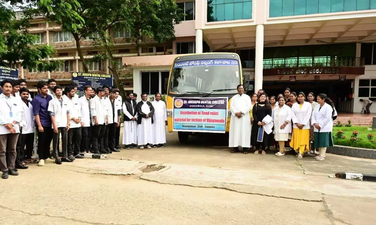 St Joseph Dental College distributes blankets