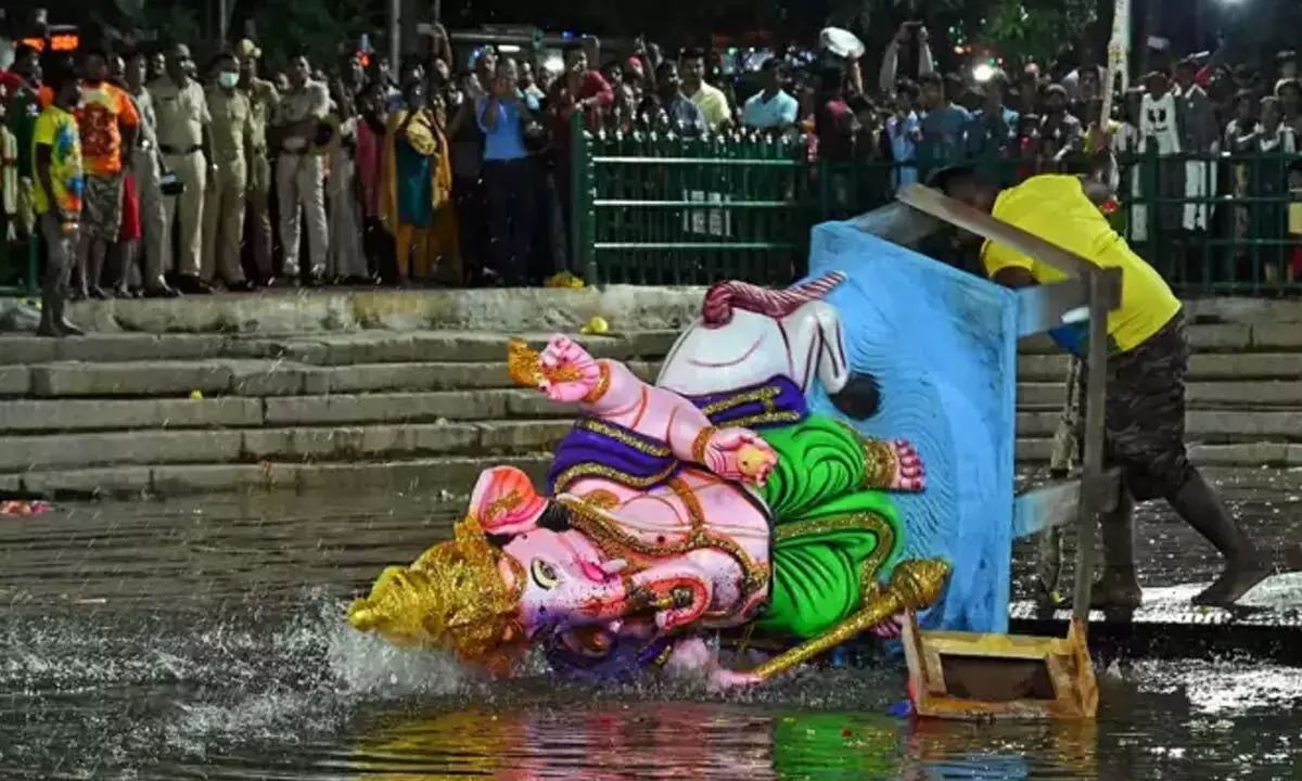 BBMP identifies 462 moving tankers, 41 lakes for Ganesh idol immersion