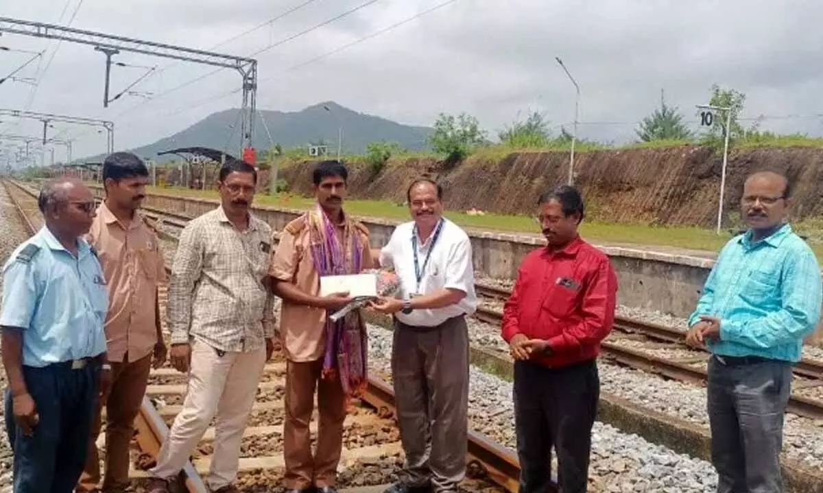 Trackman Prevents Major Train Disaster on Konkan Railway