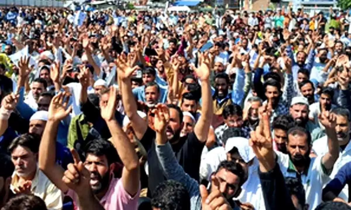 Massive show of strength by Jamaat backed candidate in J&K’s Kulgam